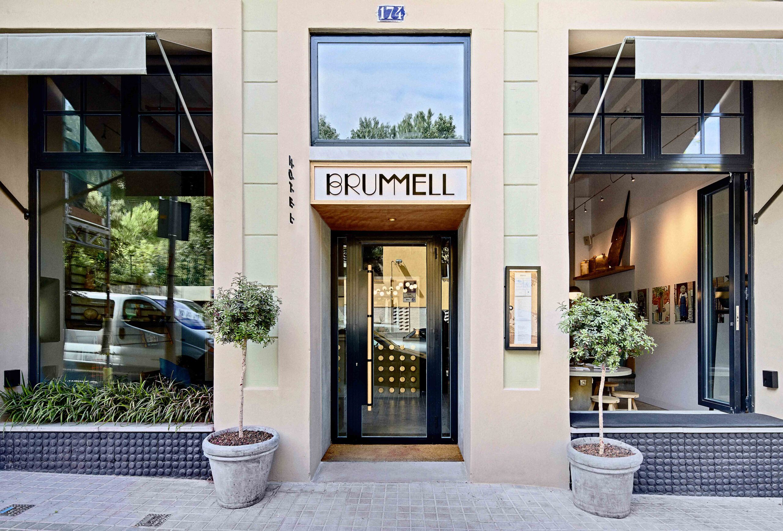 Hotel Brummell facade