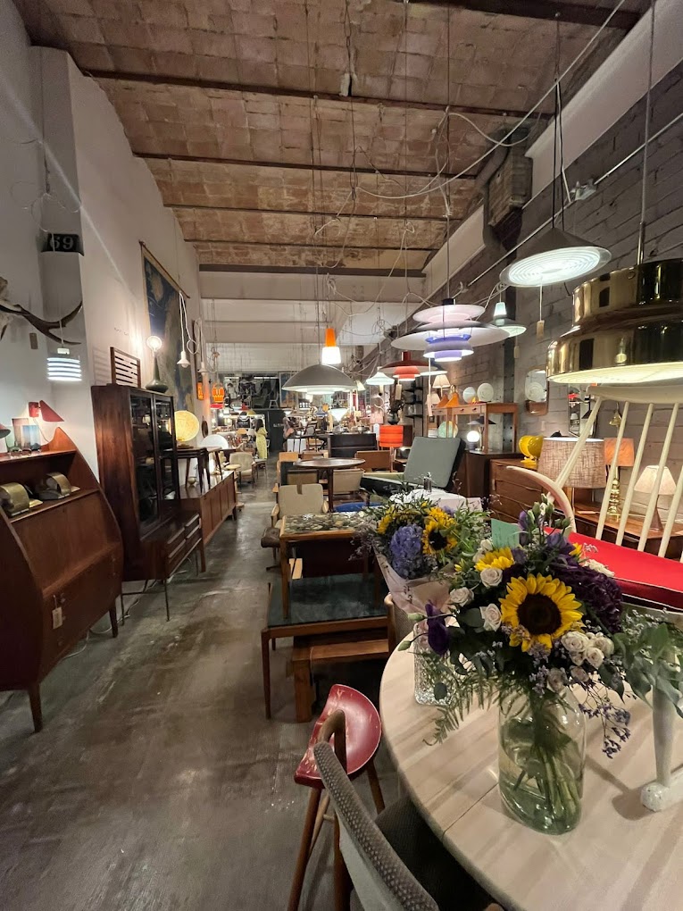 Noak Room — Scandinavian vintage furniture, Poblenou, Barcelona